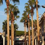 Maison La Tropezienne ... New • Fabulous 5* Luxe & Terrasse • 6p. Old Town *