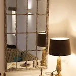 Maison La Tropezienne ... New • Fabulous 5* Luxe & Terrasse • 6p. Old Town Ferienhaus *