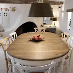 Maison La Tropezienne ... New • Fabulous 5* Luxe & Terrasse • 6p. Old Town Ferienhaus Antibes