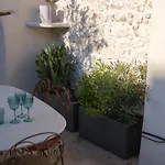 Maison La Tropezienne ... New • Fabulous 5* Luxe & Terrasse • 6p. Old Town Ferienhaus *