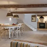 بيت للعطل Maison La Tropezienne ... New • Fabulous 5* Luxe & Terrasse • 6p. Old Town *
