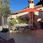 Maison La Tropezienne ... New • Fabulous 5* Luxe & Terrasse • 6p. Old Town * أنتيب