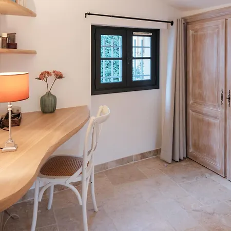 Maison La Tropezienne ... New • Fabulous 5* Luxe & Terrasse • 6p. Old Town Ferienhaus