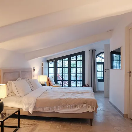 Maison La Tropezienne ... New • Fabulous 5* Luxe & Terrasse • 6p. Old Town Антиб