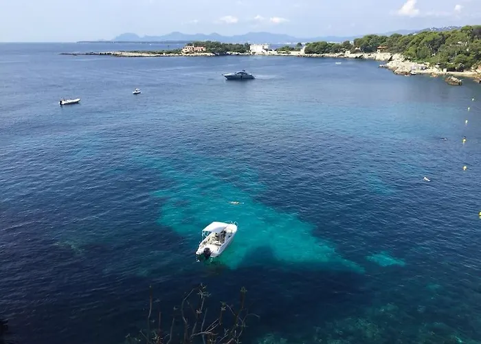 Maison La Tropezienne ... New • Fabulous 5* Luxe & Terrasse • 6p. Old Town *