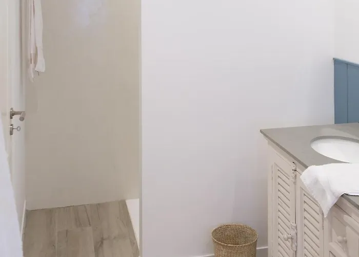 Maison La Tropezienne ... New • Fabulous 5* Luxe & Terrasse • 6p. Old Town * Antibes