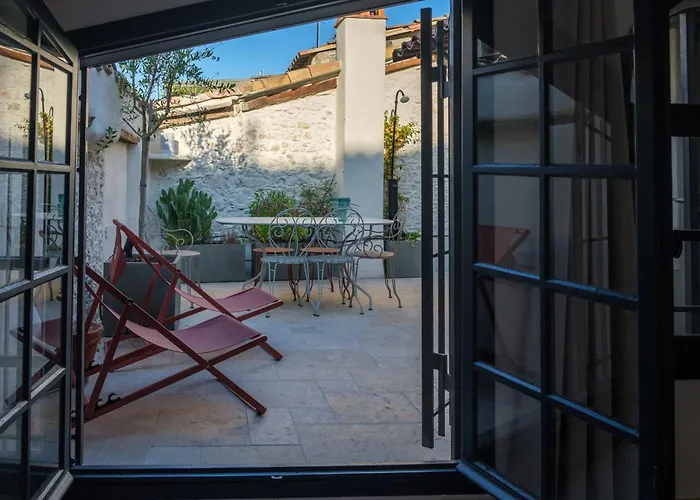 Maison La Tropezienne ... New • Fabulous 5* Luxe & Terrasse • 6p. Old Town *